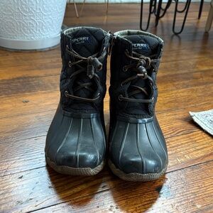 Sperry Black Quilted Winter Boots